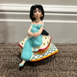 Vintage Jasmine music box